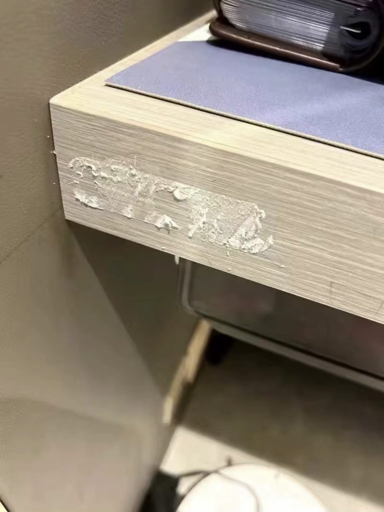 6124ad75-1dc2-4aa4-9633-00d57361d9c2